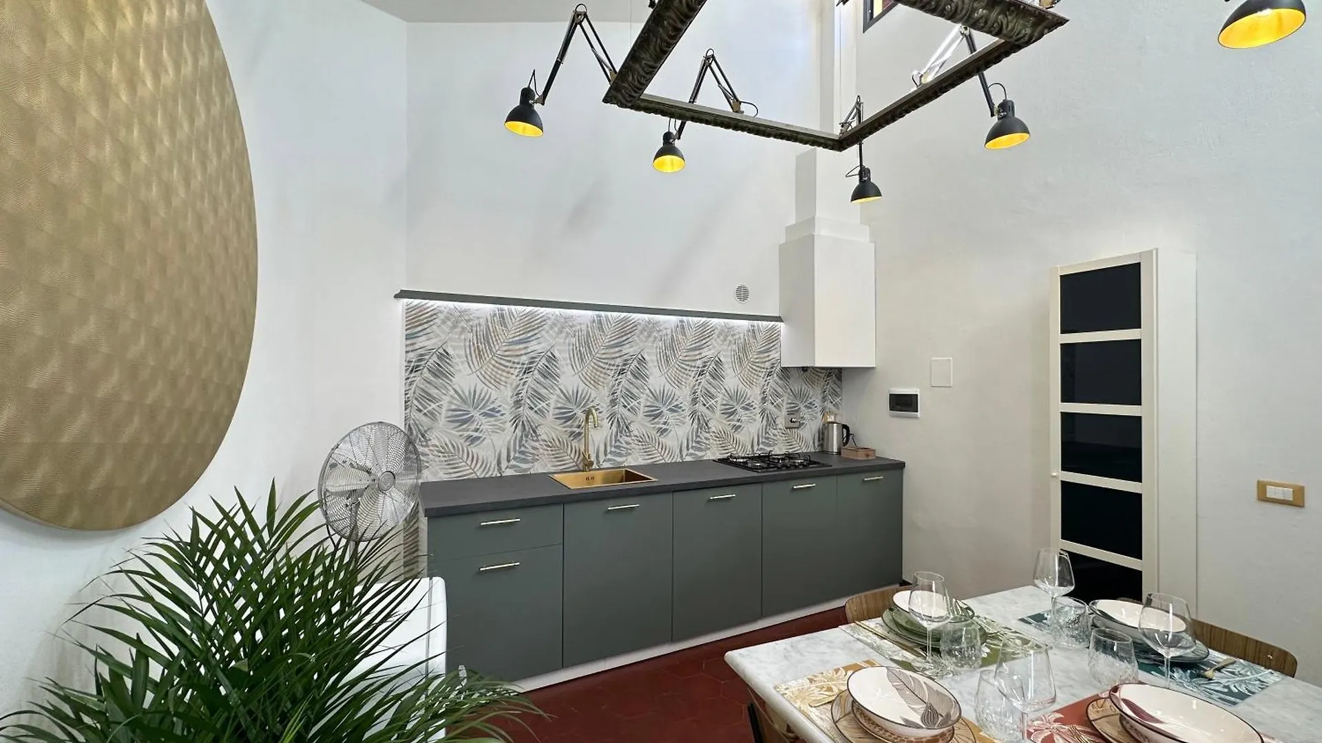 San Frediano Florence Giglio Vintage Apartment