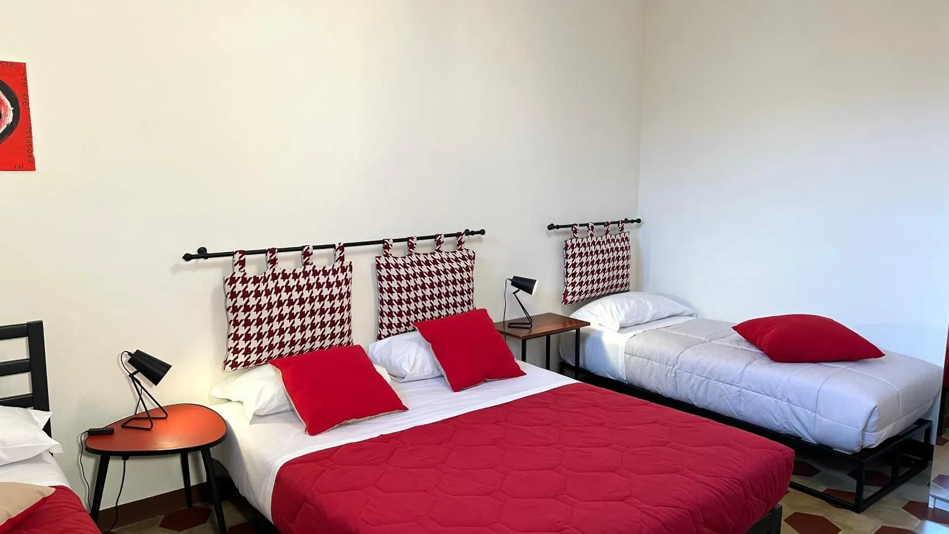 San Frediano Florence Giglio Vintage Apartment Italy