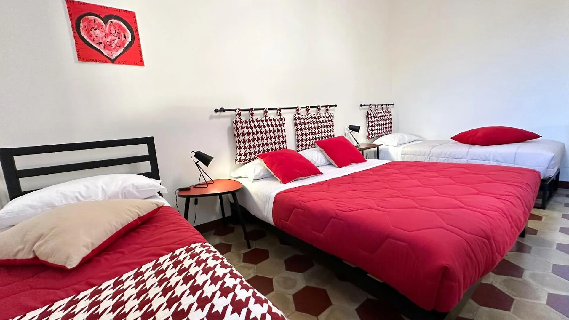 San Frediano Florence Giglio Vintage Apartment 0*,  Italy